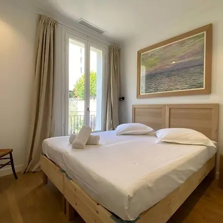 C081-magnifique Maison - Vallergues Cannes