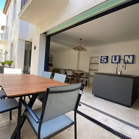 Vakantiehuis C081-magnifique Maison - Vallergues *