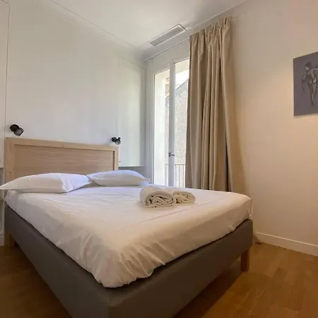 C081-magnifique Maison - Vallergues Cannes